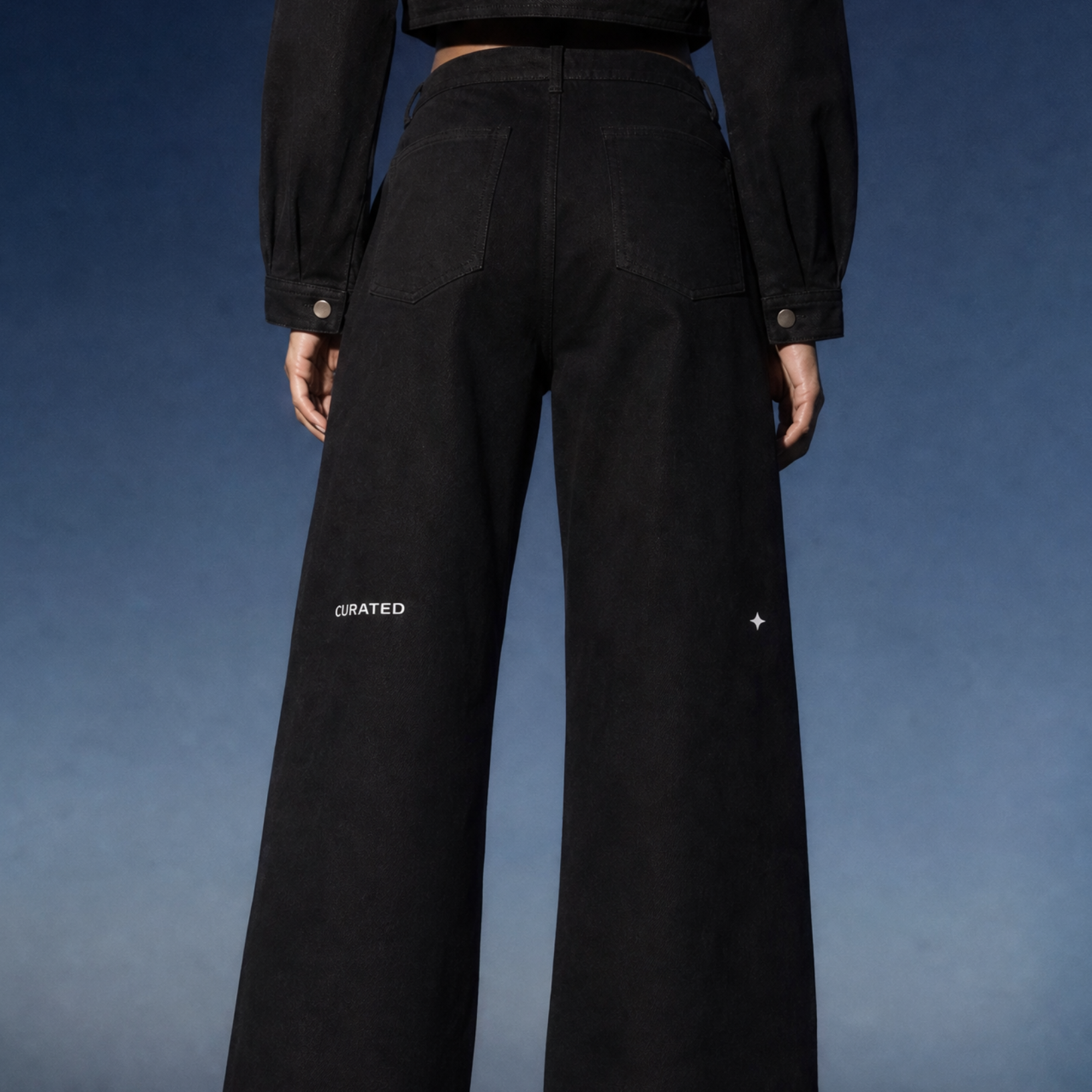 women Belted Barrel-leg Chino Pants back
